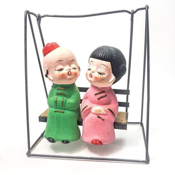 MCM Hand Painted Bisque Porcelain Kissing Couple Swing Japan - Picture 9 of 9